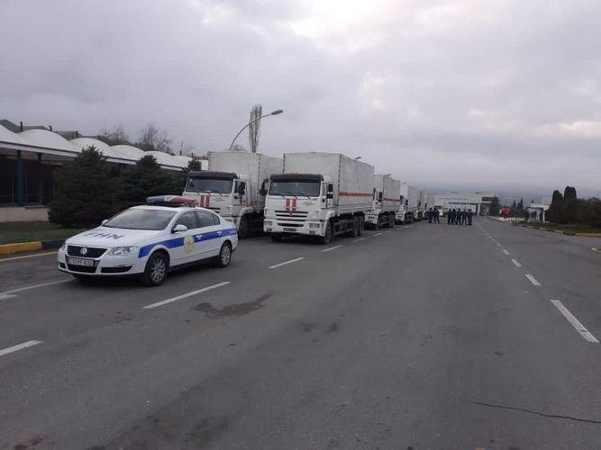 МЧС Азербайджана сопроводило гуманитарный караван, отправленный из России в Шушу и Ханкенди