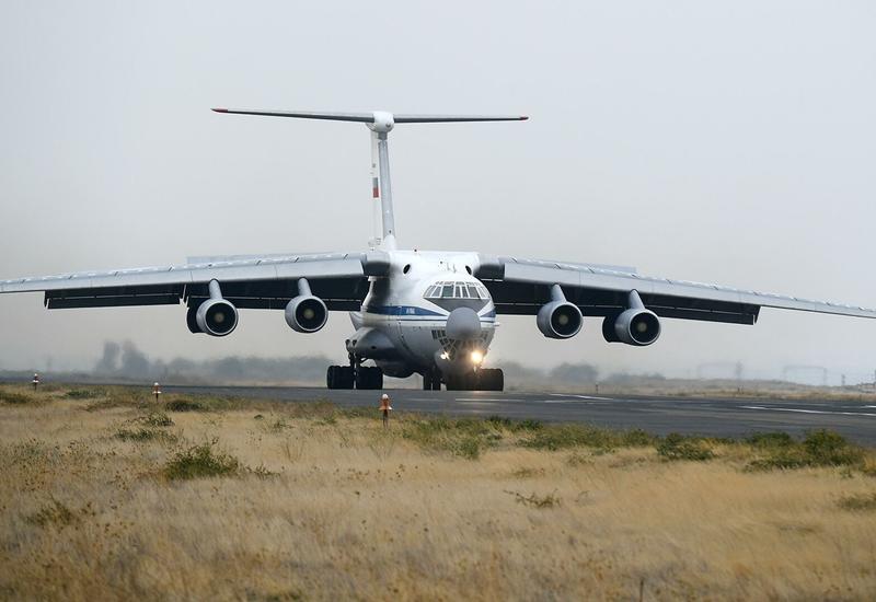 Российские самолеты доставят инженеров в Карабах