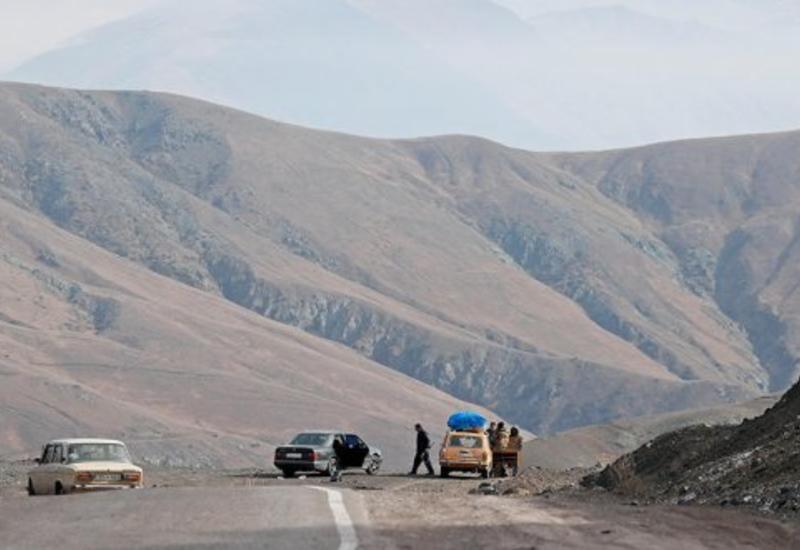 Двое безоружных азербайджанцев напугали армян в Ханкенди