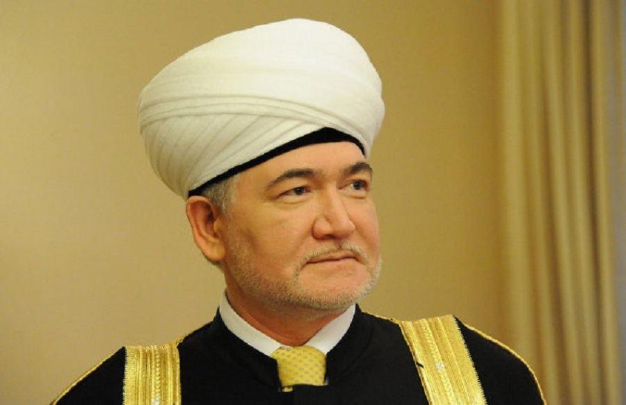 Председатель Духовного управления мусульман России поздравил Президента Ильхама Алиева