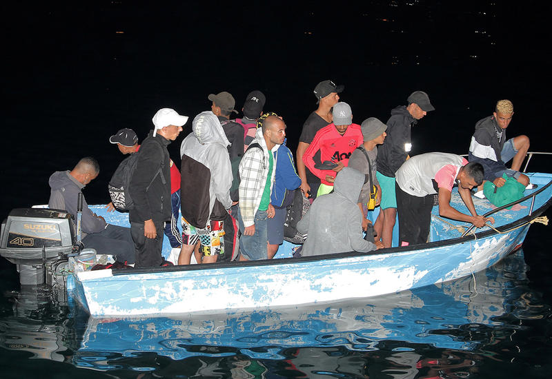 Во Франции спасли 45 мигрантов, пытавшихся пересечь Ла-Манш на лодке