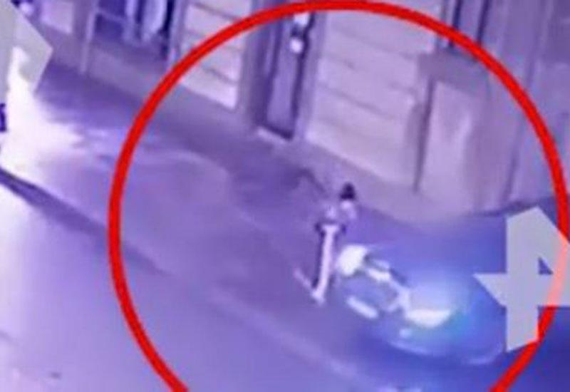 Водитель сбил девочку на самокате и протащил по асфальту в Петербурге