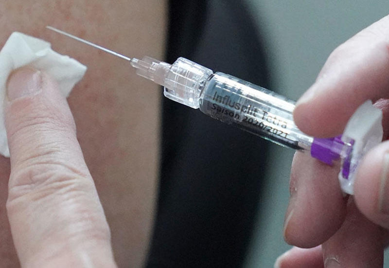 Moderna запросила разрешение на применение вакцины от COVID в США