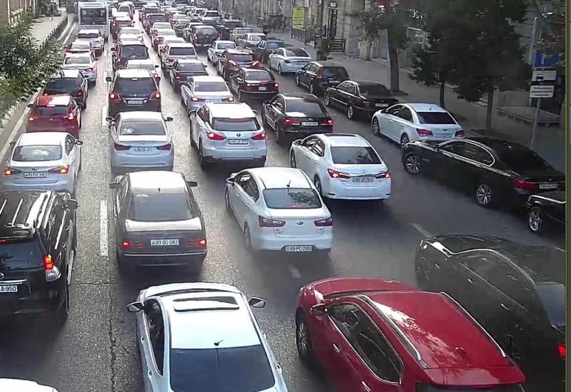 В Азербайджане устранят проблему крупных пробок на дорогах