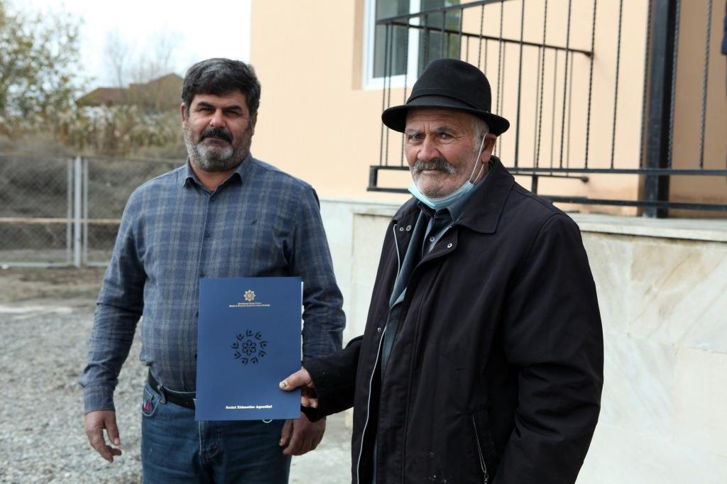 Семьям шехидов и инвалидам Карабахской войны дали жилье в 6 городах и районах Азербайджана