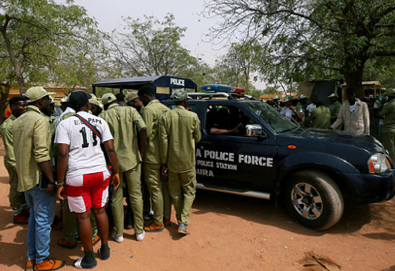 В Нигерии неизвестные напали на школу-интернат и похитили учеников