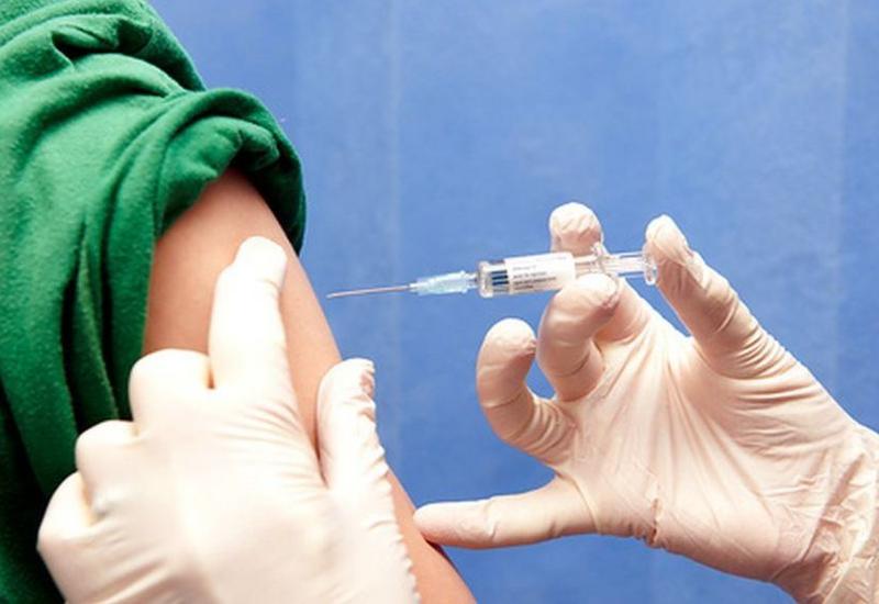Из 100 вакцинированных от COVİD-19 полностью будут защищены от заболевания 91-92 человека