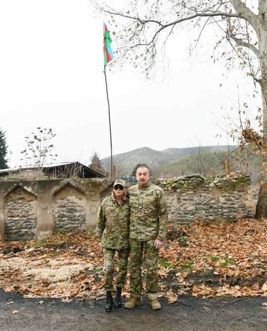Президент Ильхам Алиев и Первая леди Мехрибан Алиева побывали в Губадлинском и Зангиланском районах