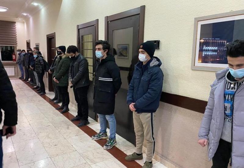 В Баку выявлен подпольный игровой зал, 22 человека оштрафованы
