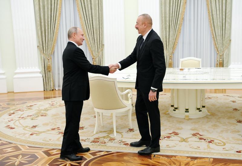 В Москве состоялась трехсторонняя встреча Президента Ильхама Алиева, Владимира Путина и Никола Пашиняна