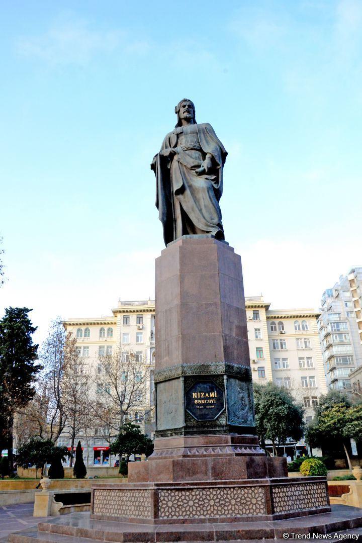 История создания знаменитого памятника Низами Гянджеви в Баку