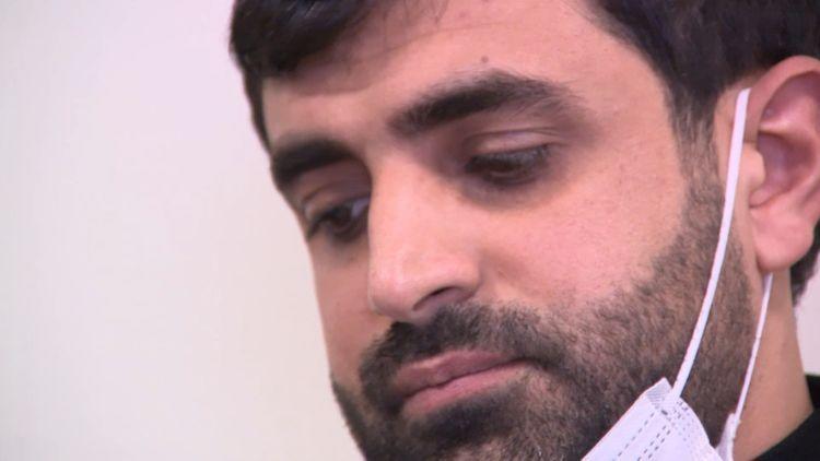 В Баку задержан мужчина, продававший доллары дороже официального курса