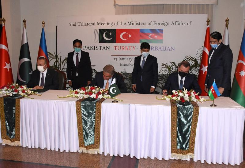 Azərbaycan, Pakistan və Türkiyə XİN rəhbərlərinin İslamabad bəyannaməsi qəbul edilib