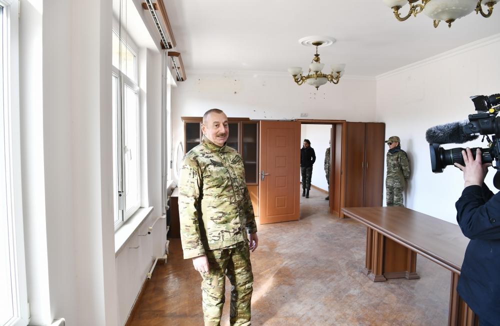 Президент Ильхам Алиев заложил фундамент дороги Физули-Шуша, аэропорта в Физулинском районе, а также посетил Шушу