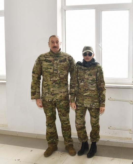 Президент Ильхам Алиев заложил фундамент дороги Физули-Шуша, аэропорта в Физулинском районе, а также посетил Шушу