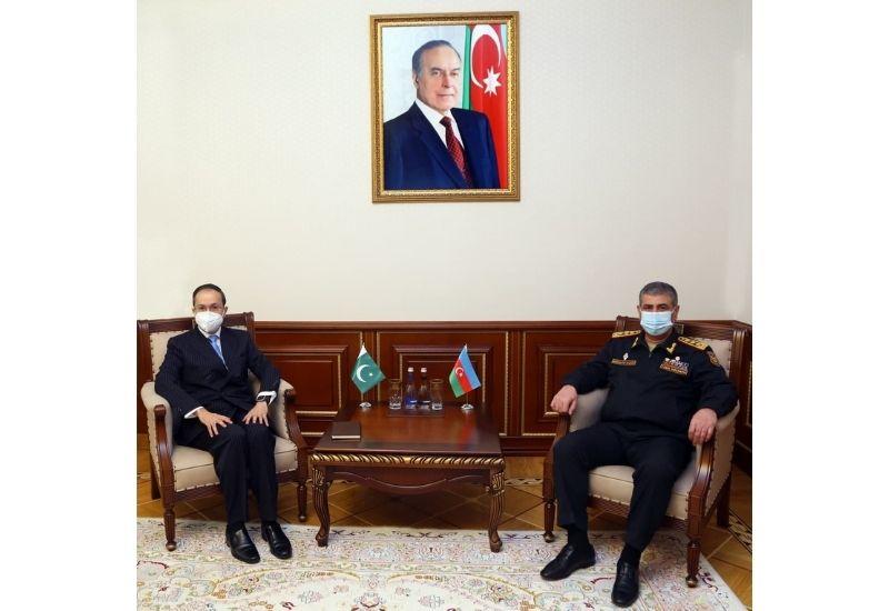 Азербайджан и Пакистан обсудили военное сотрудничество