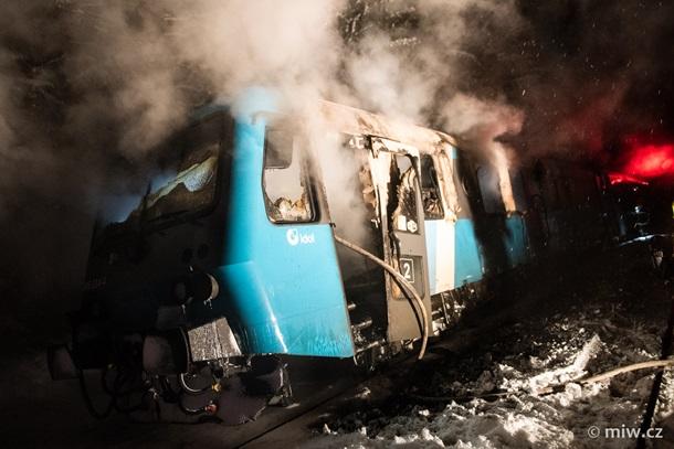 В Чехии на ходу загорелся пассажирский поезд