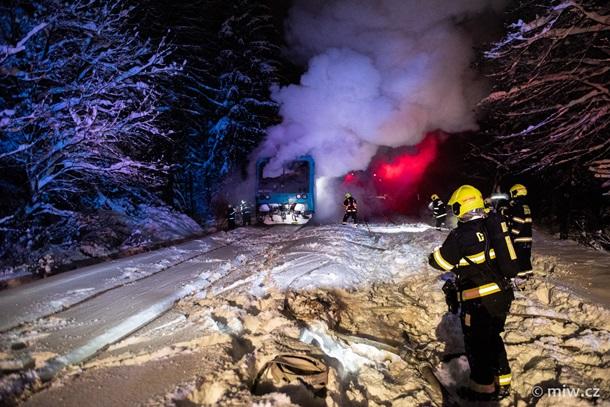 В Чехии на ходу загорелся пассажирский поезд