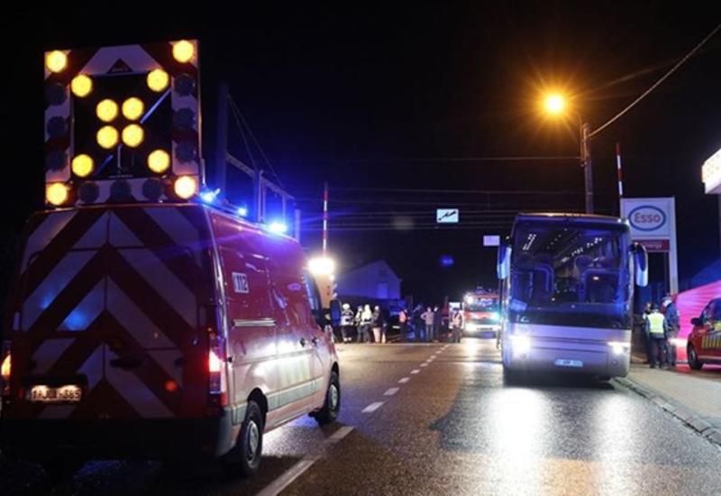 В Бельгии поезд столкнулся с автомобилем, есть погибшие