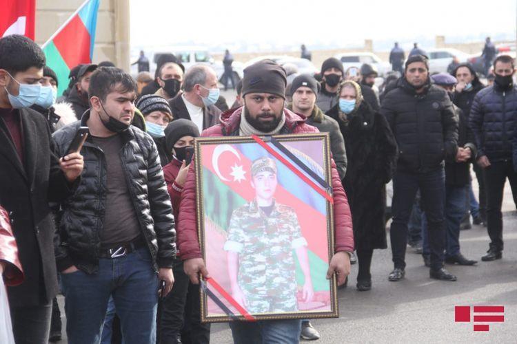 В Гяндже похоронены 2 азербайджанских шехида