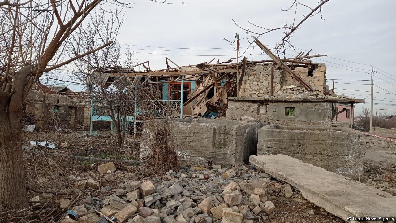 В Гяндже восстанавливаются разрушенные армянами дома