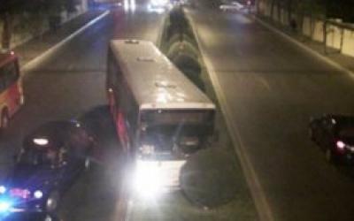 SON DƏQİQƏ! Sumqaytda içində məhbus olan avtobus qaçırıldı