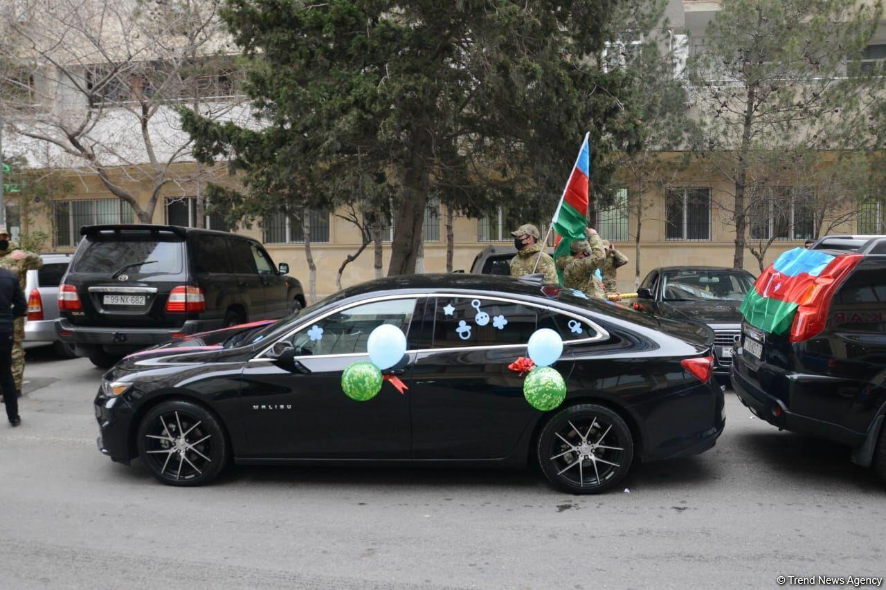 Vətən Müharibəsi Qəhrəmanı olan şəhidimizin yeni doğulan övladı xəstəxanadan evə buraxılır