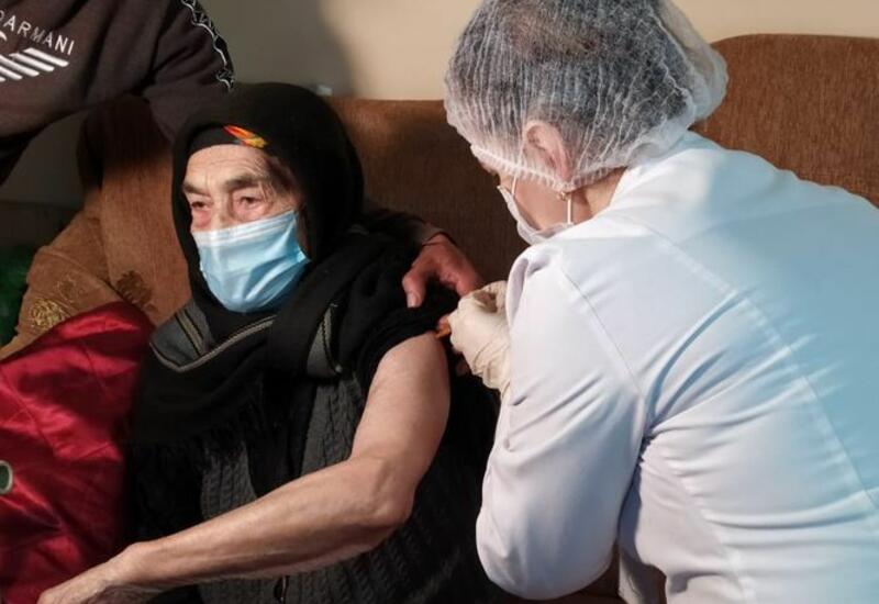101-летняя жительница Исмаиллы привита от коронавируса