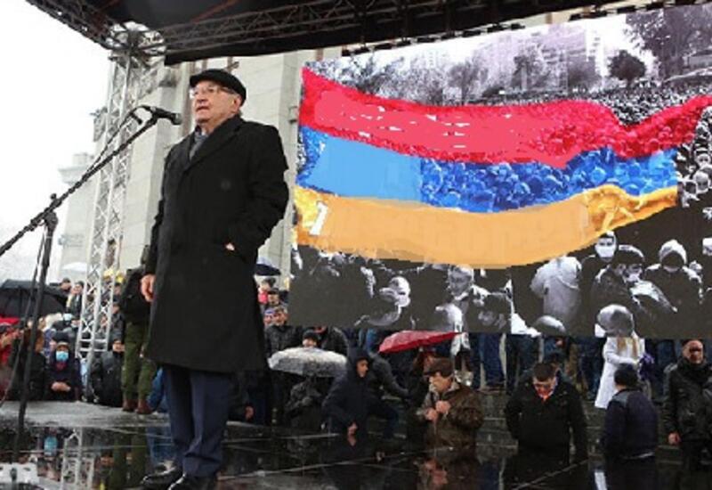 Реваншистская оппозиция Армении заговорила о "российском рабстве"