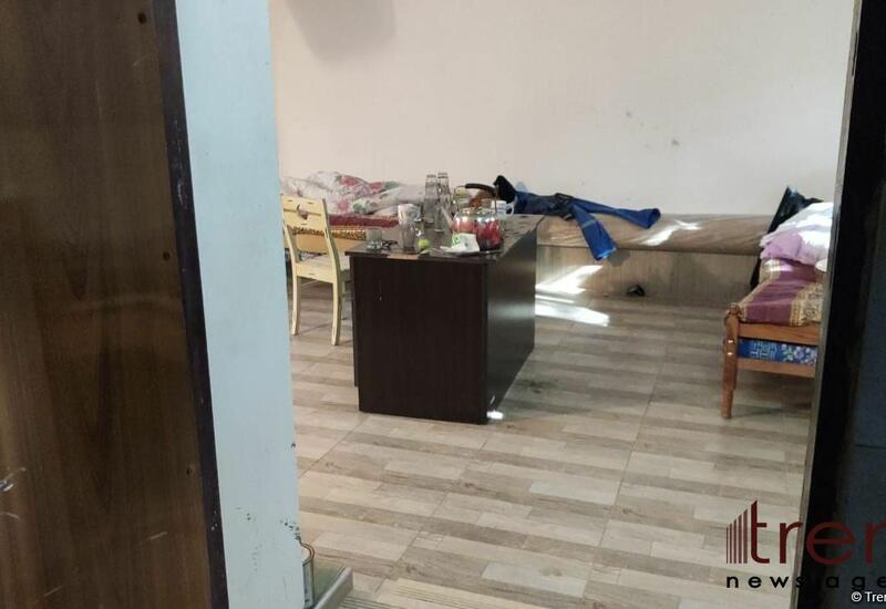 Кадры из частного дома в Баку, где скончались 5 человек