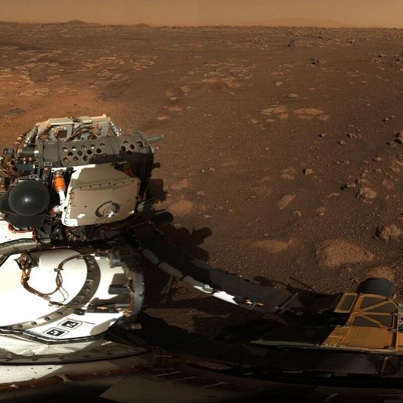 NASA показало новые кадры с Марса