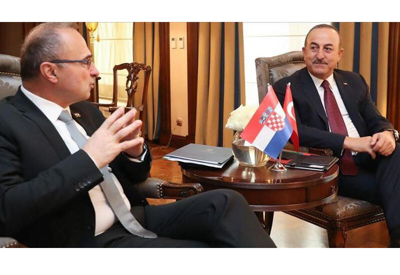 Главы МИД Турции и Хорватии обсудили Карабах