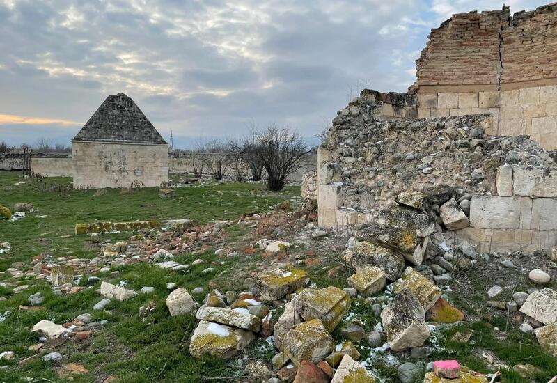 Омбудсмен подготовил отчет о вандализме армян против культурного наследия Азербайджана