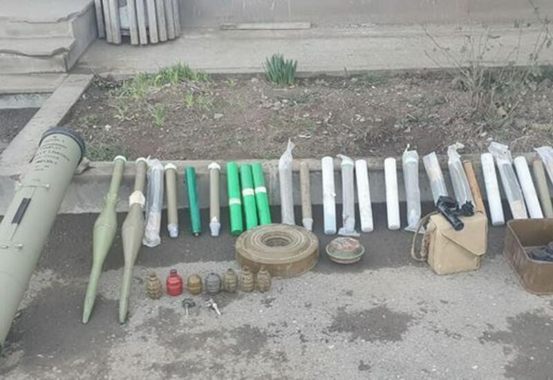 В Ходжавенде обнаружены оставленные армянами при бегстве боеприпасы
