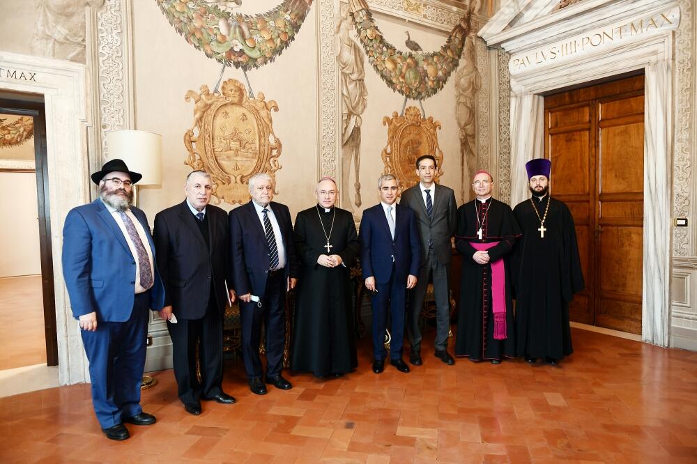 По инициативе Мехрибан Алиевой Фонд Гейдара Алиева вносит новый вклад в защиту мирового и религиозного наследия в Ватикане