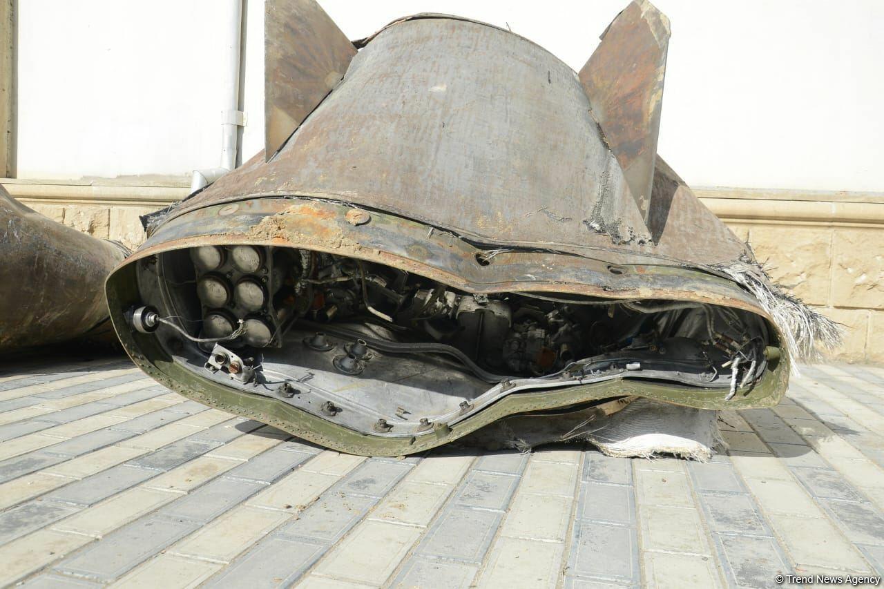 Обломки ракет "Искандер", выпущенных Арменией на Азербайджан