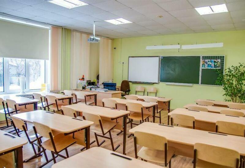 С сегодняшнего дня закрываются школы в Баку и ряде других городов