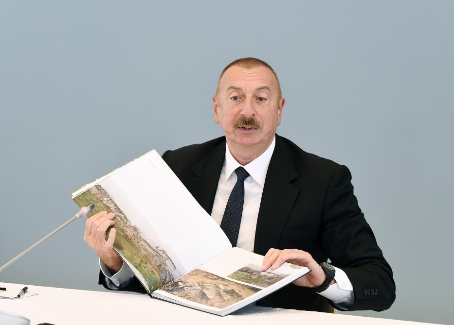 Президент Ильхам Алиев принял участие в проходящей в Университете АДА международной конференции под названием «Новый взгляд на Южный Кавказ: постконфликтное развитие и сотрудничество»