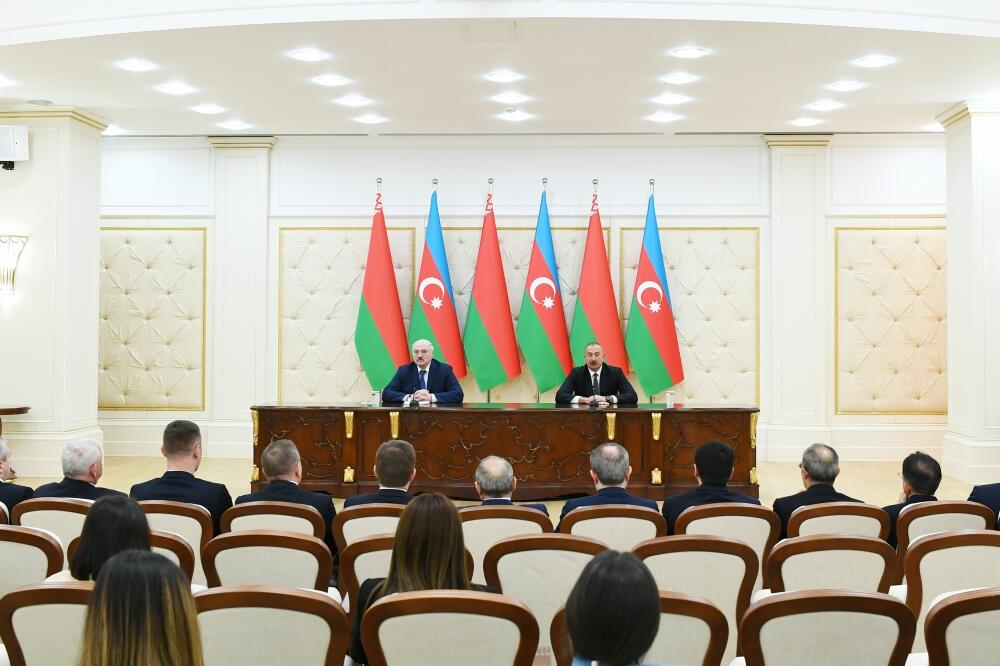 Президенты Азербайджана и Беларуси выступили с заявлениями для прессы