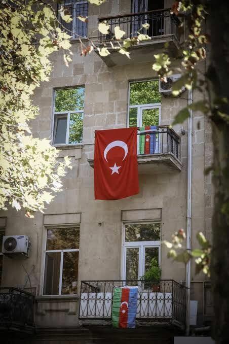 Новый посол Турции поделился фотографиями из Баку