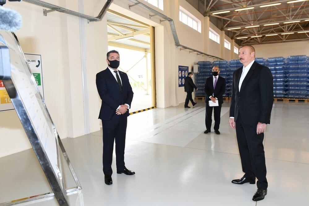 Президент Ильхам Алиев принял участие в открытии Гаджигабульского промышленного квартала