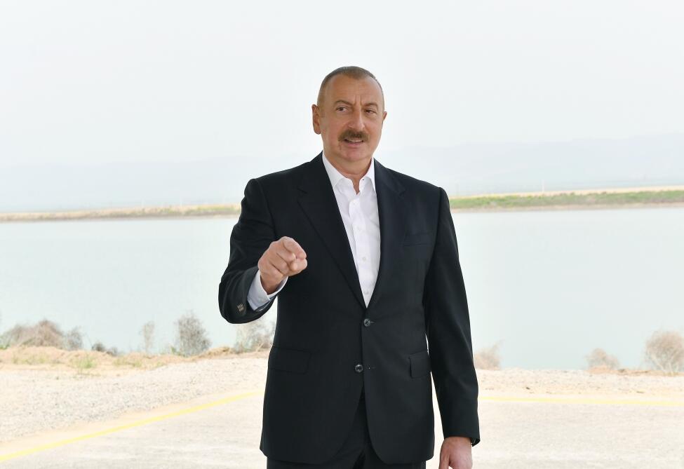 Президент Ильхам Алиев дал интервью Азербайджанскому телевидению