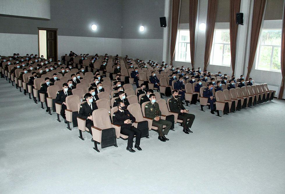 Проведен семинар для курсантов военного училища