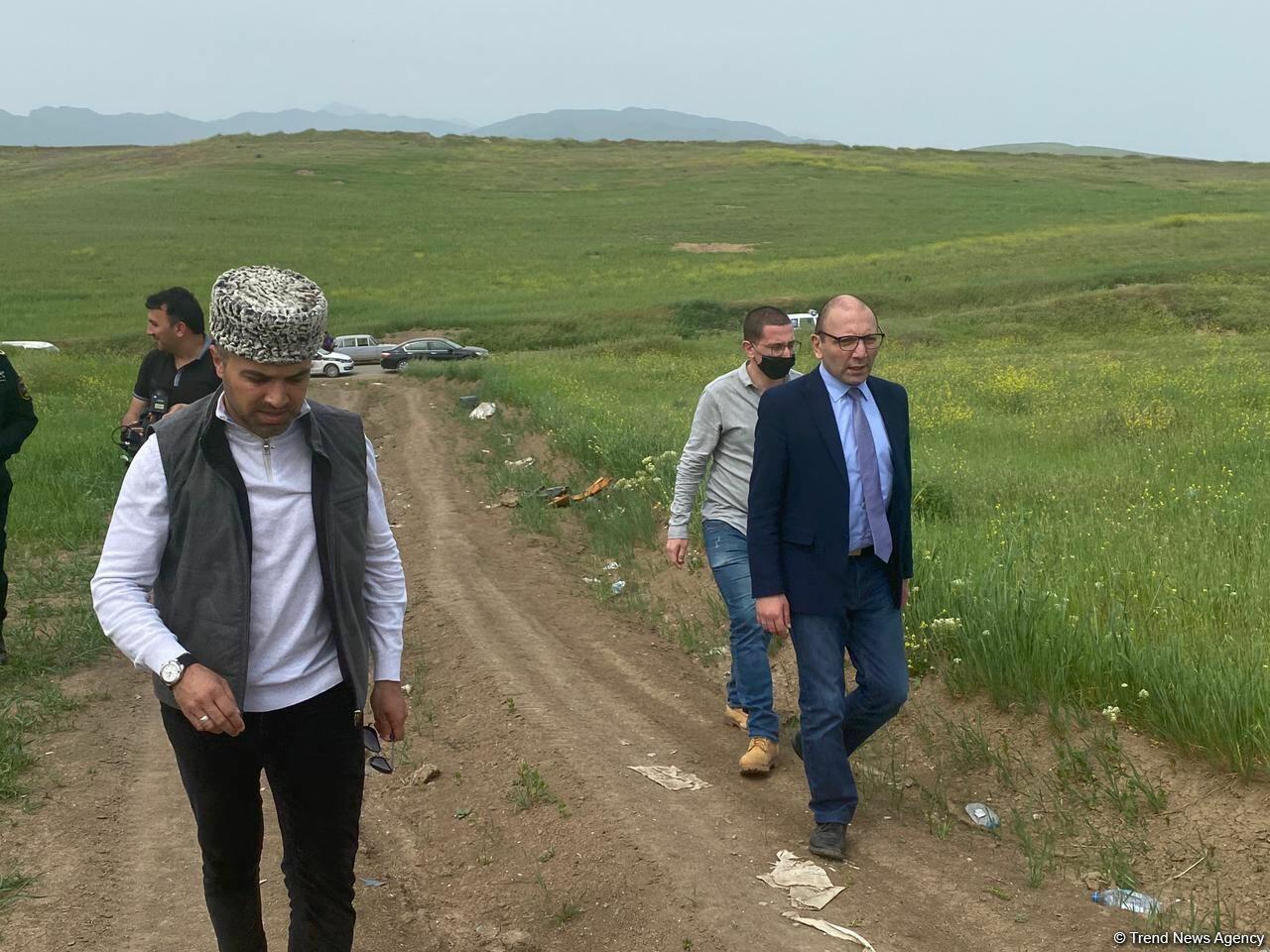 Продолжается визит израильских журналистов на освобожденные территории Азербайджана