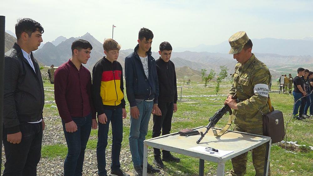 Ордубадские школьники приняли участие в занятиях армии Нахчывана