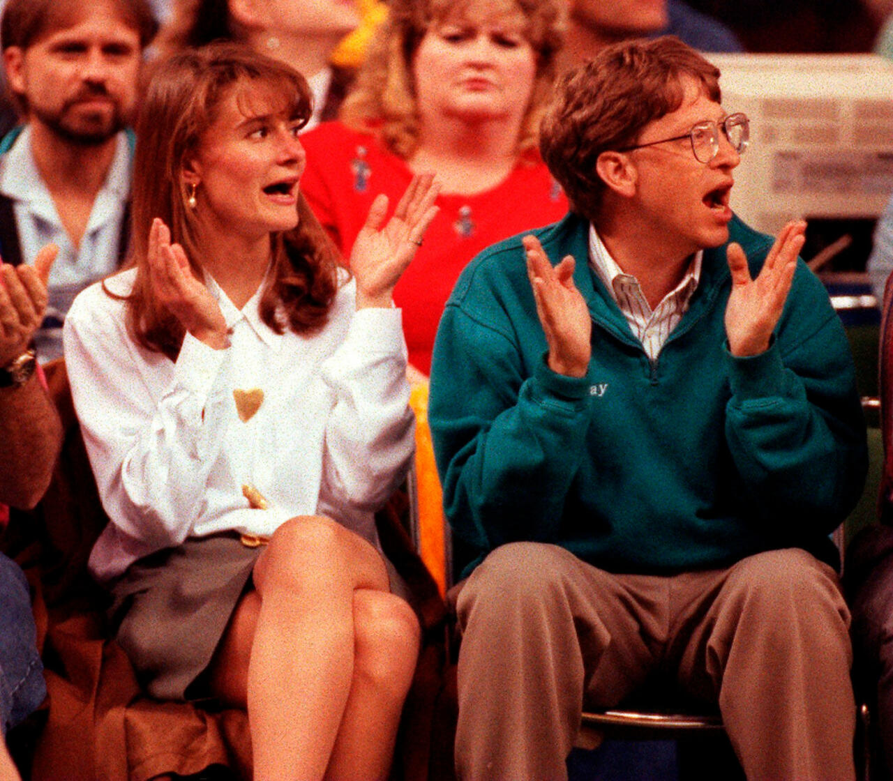 Жена билла гейтса. Мелинда Гейтс в молодости. Билл Гейтс и Мелинда. Билл Гейтс с женой. Мелинда Гейтс в молодости купальнике.