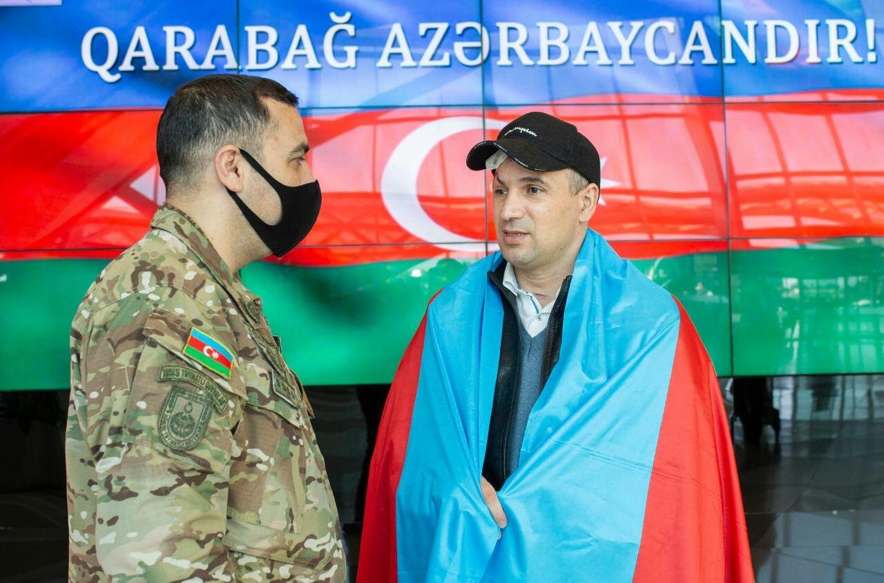 Еще 2 ветерана Отечественной войны, отправленные на лечение в Турцию, вернулись в Азербайджан