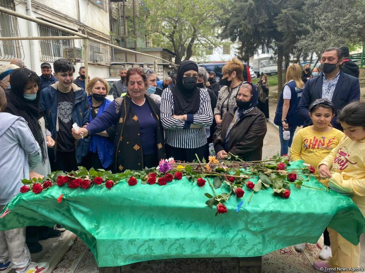 Умершие в азербайджане. Похороны Зейнаб Ханларова. Ильхама Гулиева похороны.