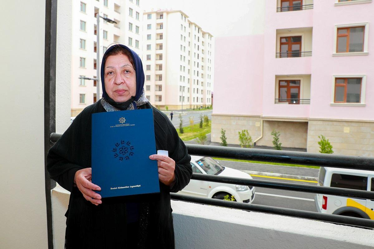 Семьям шехидов и инвалидам войны в Баку предоставили еще 40 квартир