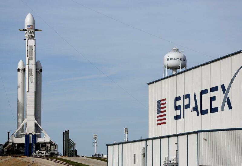SpaceX заключила контракт с Космическими силами США для предоставления связи